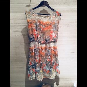 Alice + Olivia floral dress size 6